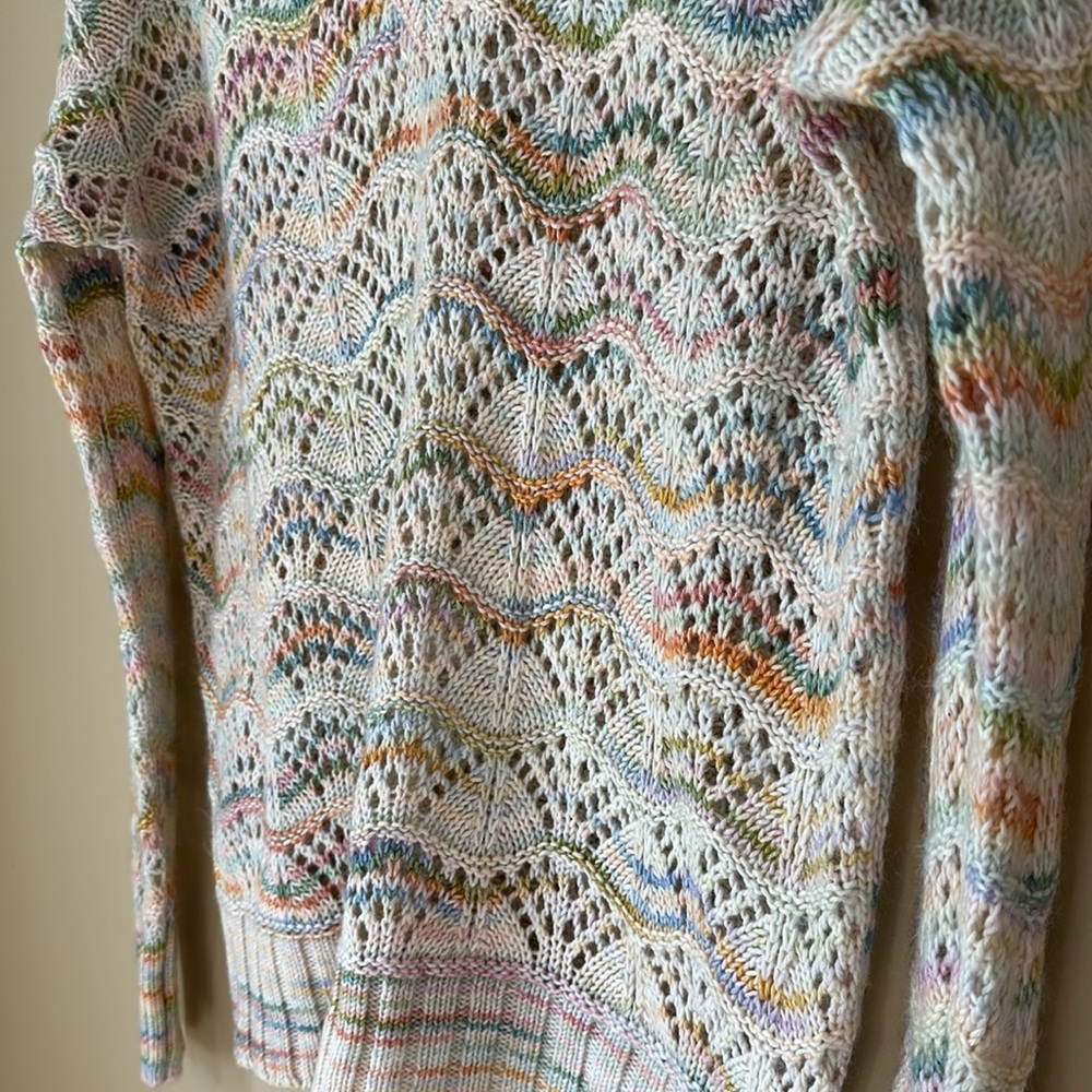 LISA TODD softy sweater - Picture 5 of 5